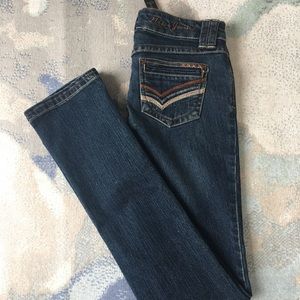 NWT Nissi Embroidered Back Pocket Cigarette Jeans